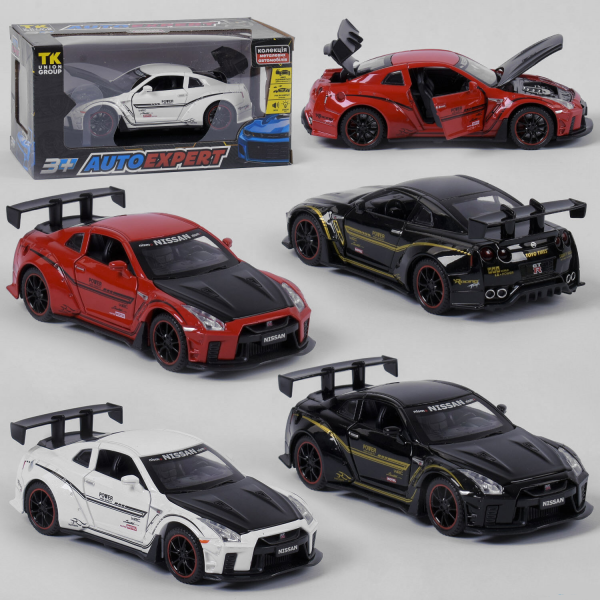 Машинка 700701 ''Auto Expert'' (3 цвета, свет, звук, инерция, открываются двери)