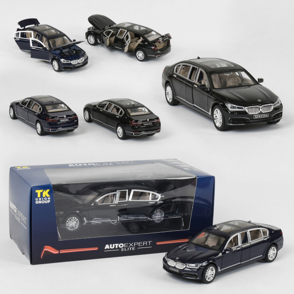 Машина металлическая EL 7845 ''Auto Expert'' (2 цвета, 1:24 масштаб, свет, звук, инерция, открываются двери)